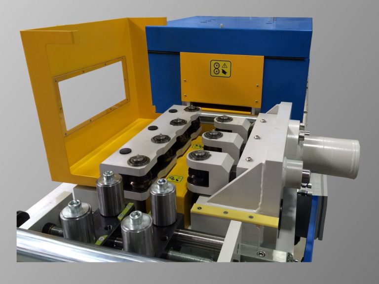 Abwickelhaspeln mit Antrieb und einer Coil -Anschlagplatte